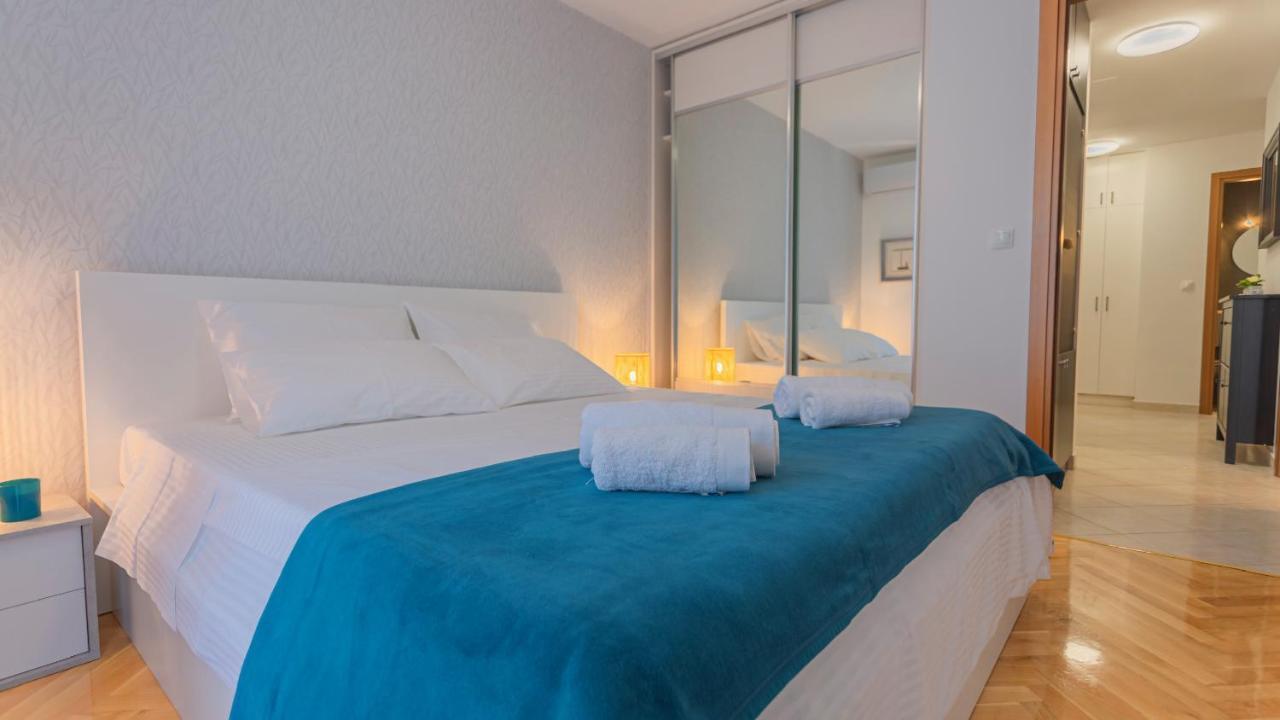 New Delux Green Garden Apartment With Hotube **** Split Extérieur photo