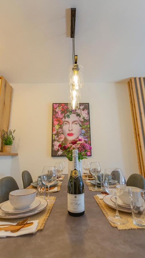 New Delux Green Garden Apartment With Hotube **** Split Extérieur photo