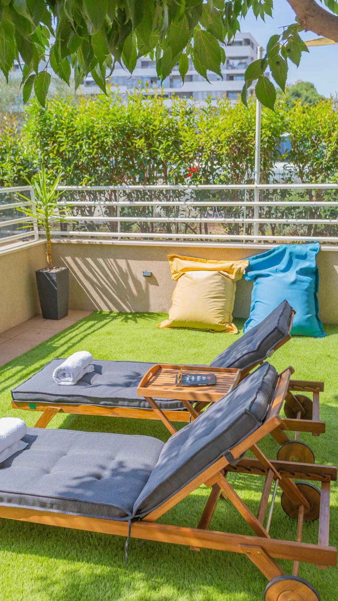 New Delux Green Garden Apartment With Hotube **** Split Extérieur photo