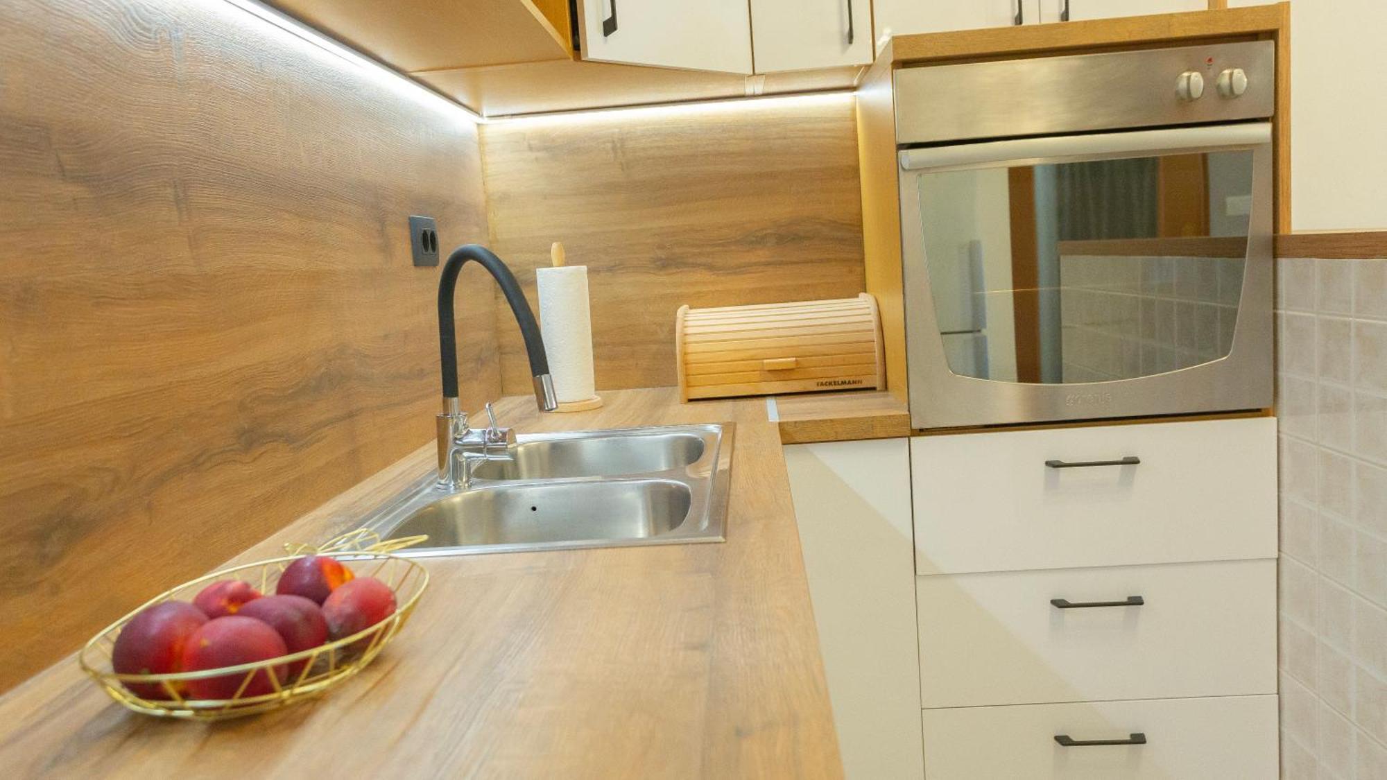 New Delux Green Garden Apartment With Hotube **** Split Extérieur photo